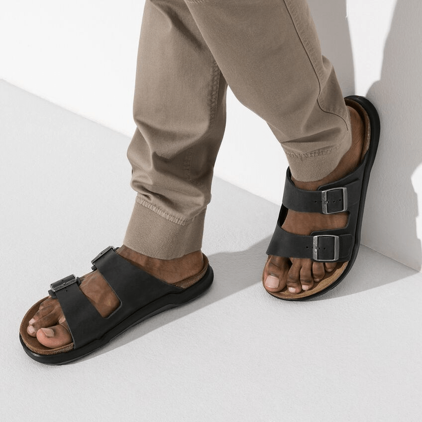 Two-Strap comfort Rugged | Oiled Leather | Black